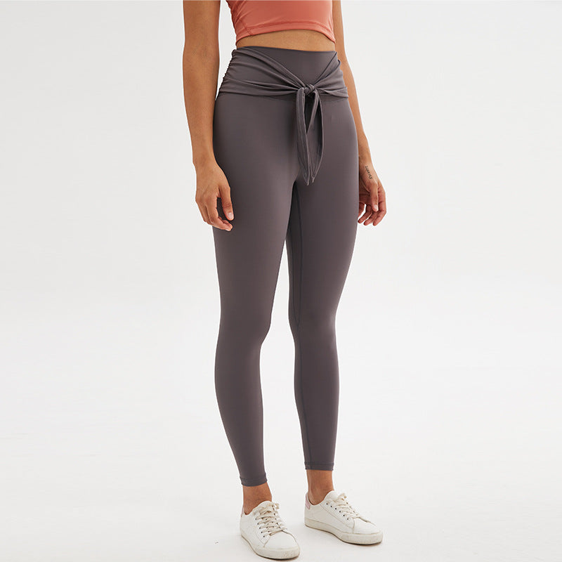 Nine-point legging yoga pants with straps