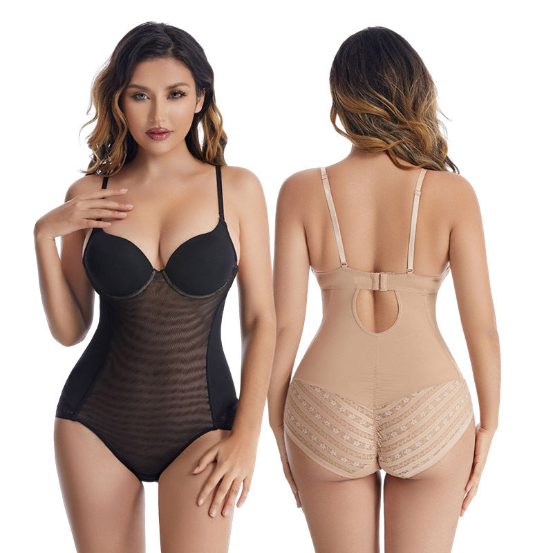 Soutien-gorge gainant une pièce à armatures